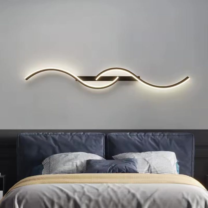 Wavy LED wall lamp (seller photo from the AliExpress listing)